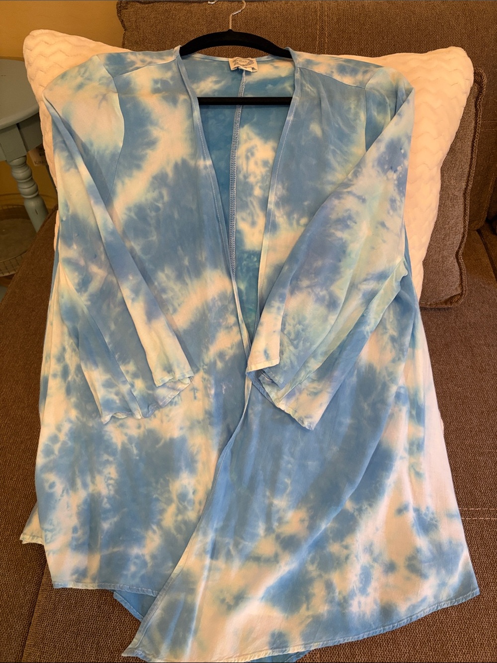 Blue Rain Blue & White Tie-Dye Kimono Cardigan